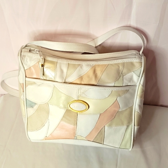 Pastel and White Leather patchwork purse. Vintage 80s leather purse. Classics. - Picture 1 of 9